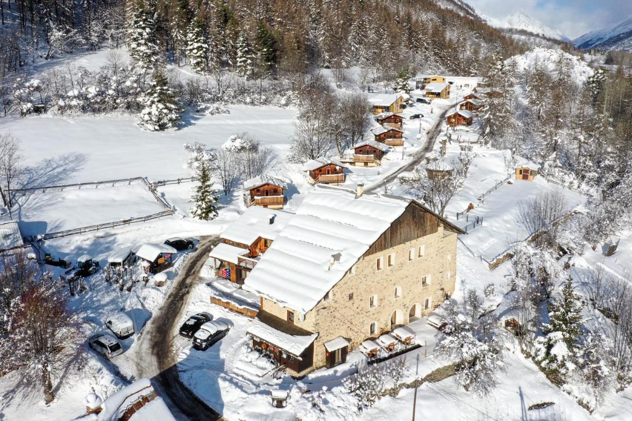 Gites & Spa De La Ferme De Belline บรีอองซง ภายนอก รูปภาพ